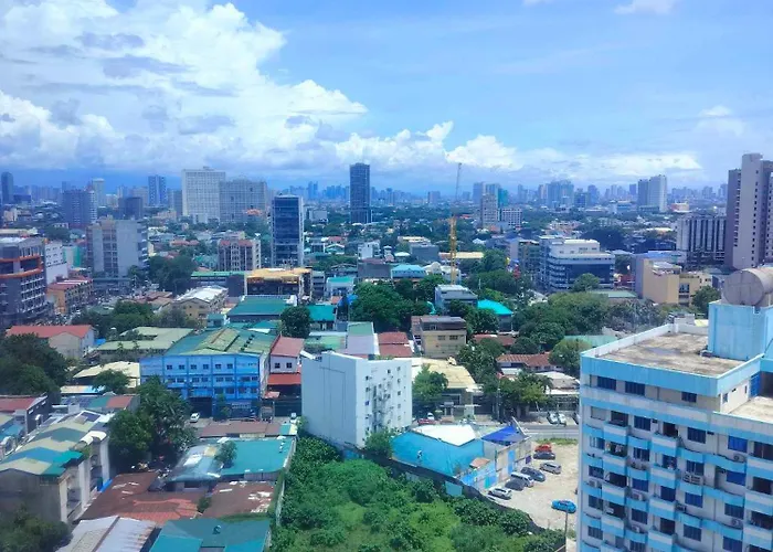 7th Floor Tower B Unit With Modern Amenities *